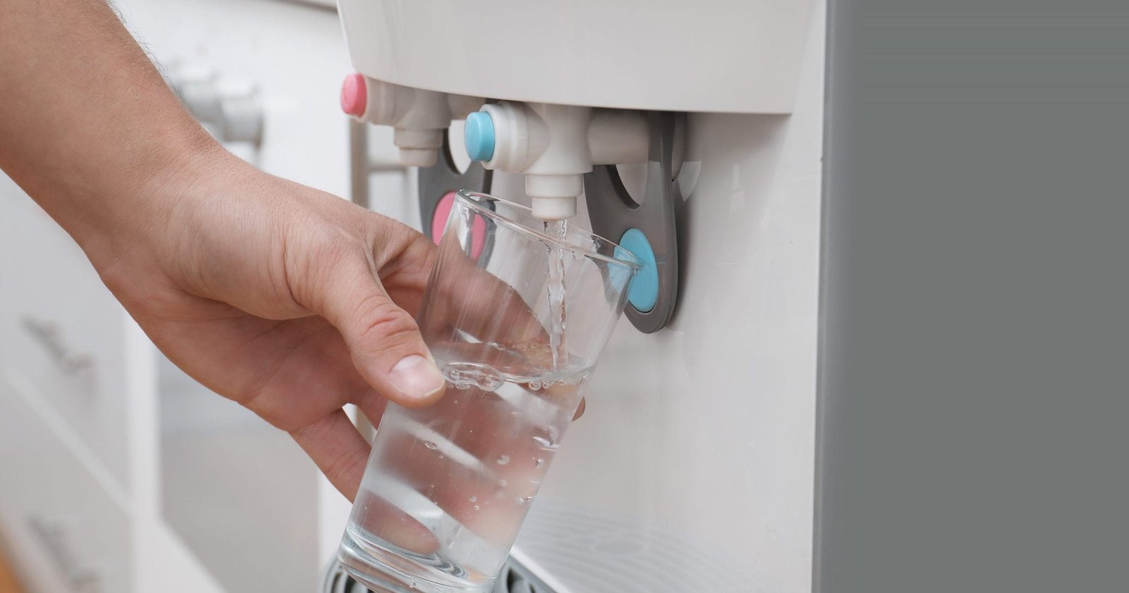 Dispensador de aguas